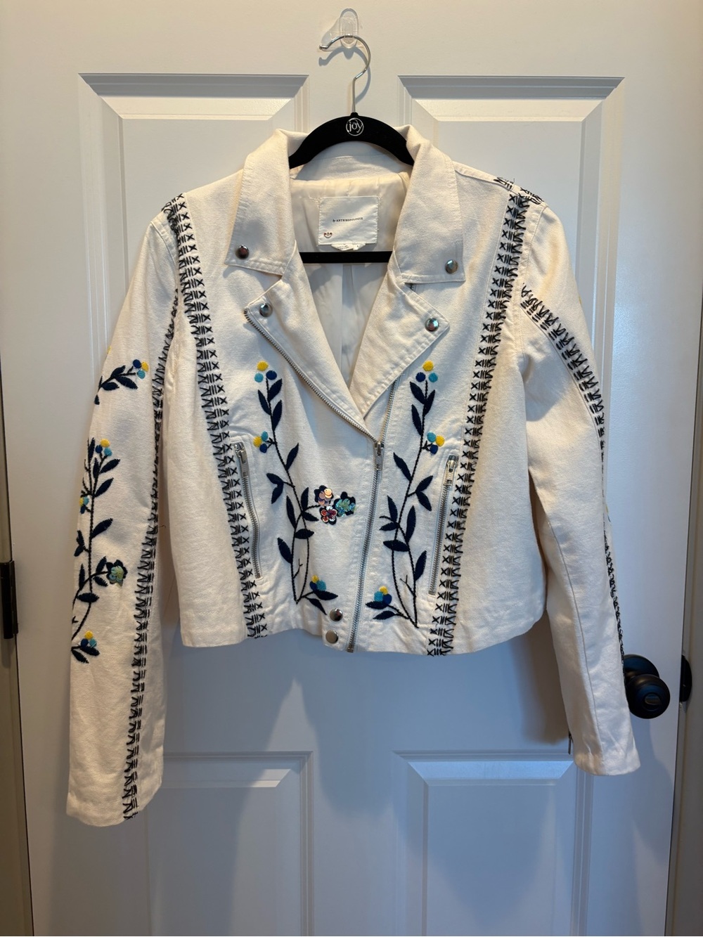 BRAND NEW Anthropologie White Embroidered Moto Jacket, Size Large - Picture 3 of 16